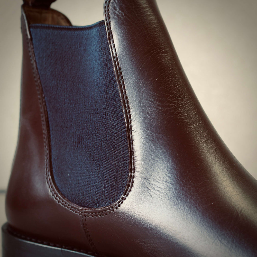 
                  
                    The Chelsea Boot
                  
                